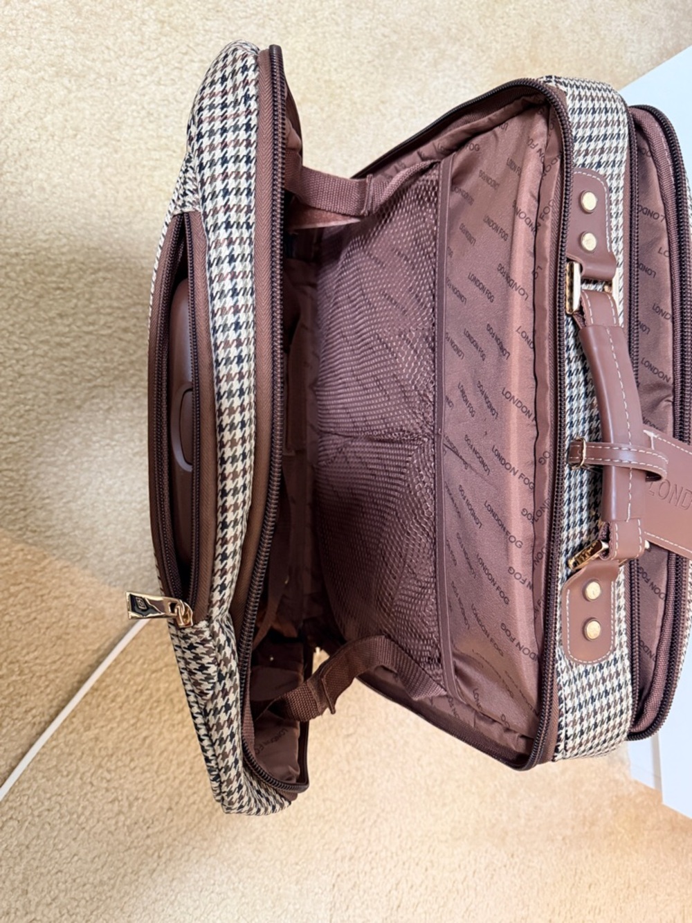 London Fog Classic Houndstooth Rolling Carry-On Bag - Brown - Picture 10 of 10